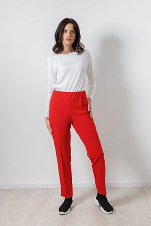 PB2103_trousers_red_B21002_jumper_white